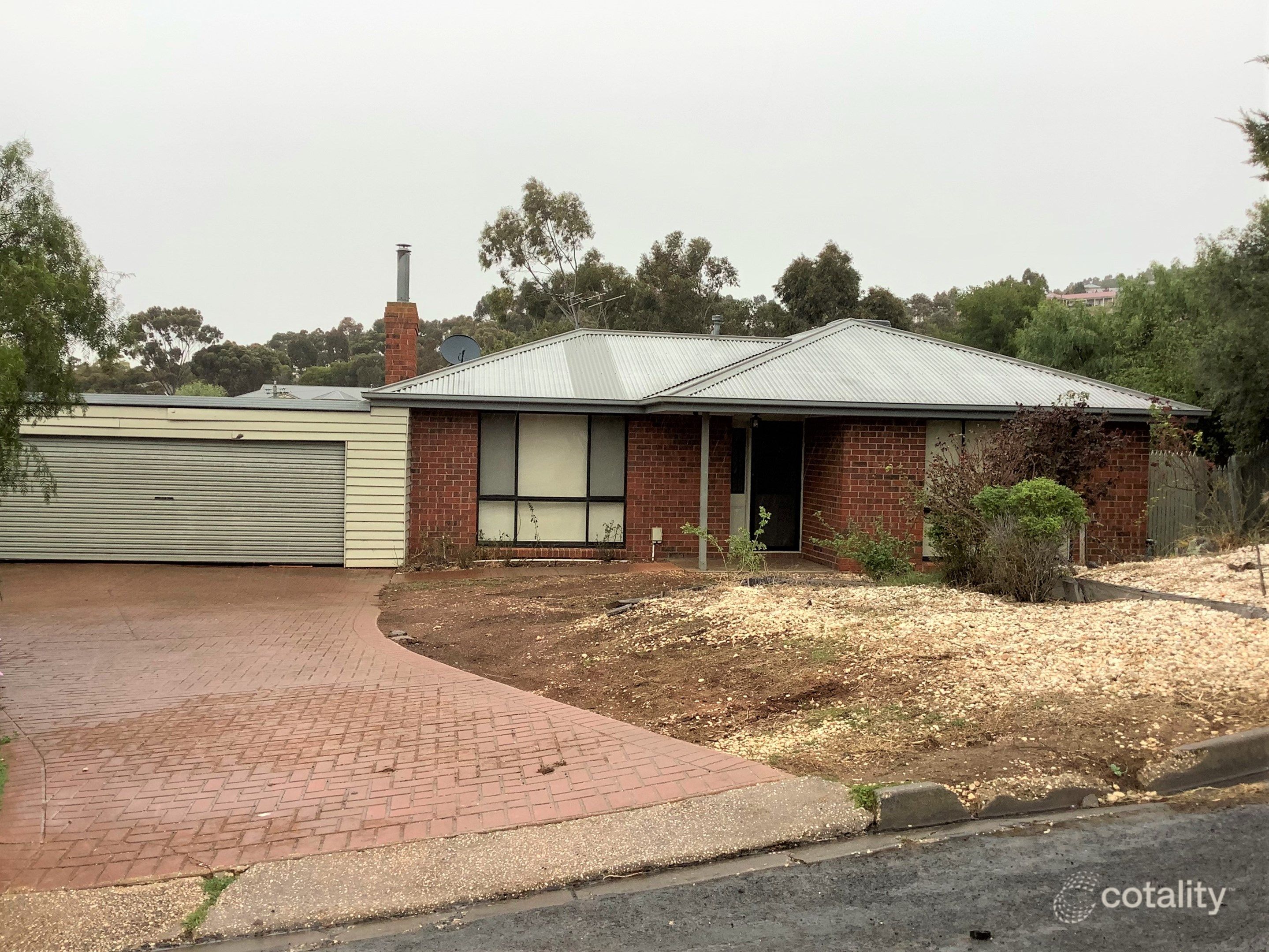 29 Riversdale Cres, Darley, VIC 3340