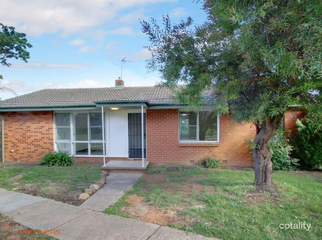 4 Deloraine St, Lyons, ACT 2606