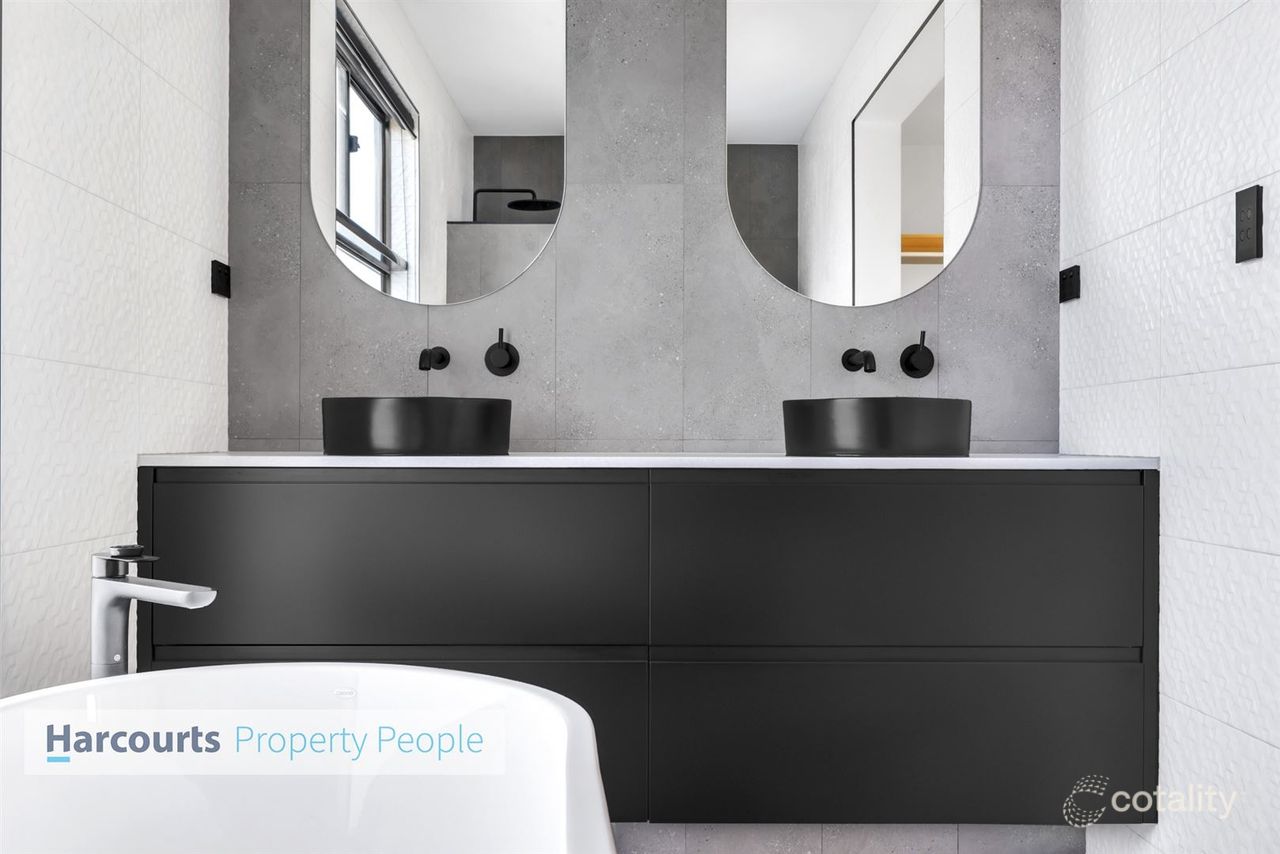 14 Victoria Pde, Mawson Lakes, SA 5095