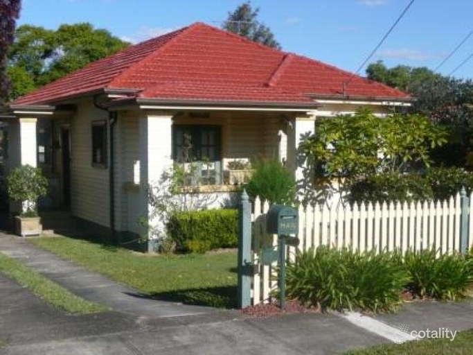 8 Raymond Ave, Northmead, NSW 2152