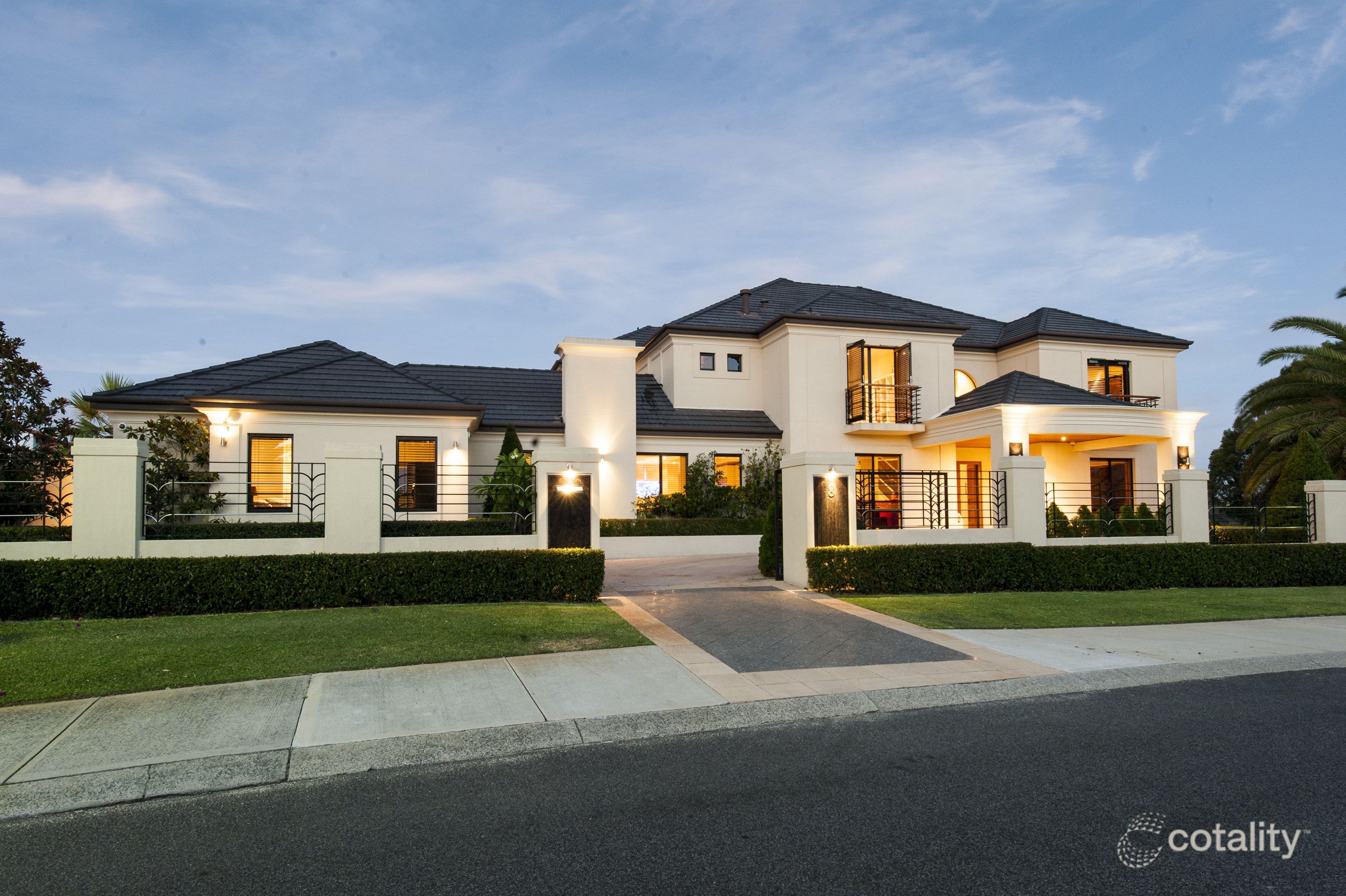 8 Tilton Tce, City Beach, WA 6015