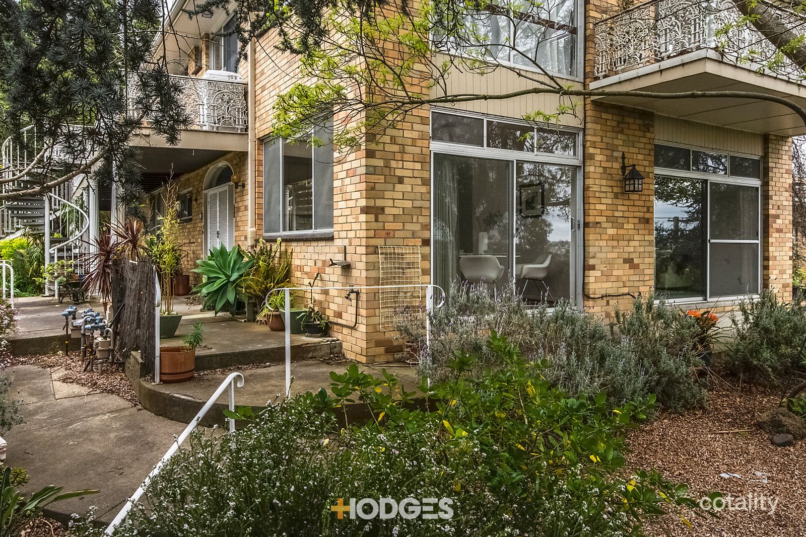 1/12 Cedar Gr, Highton, VIC 3216