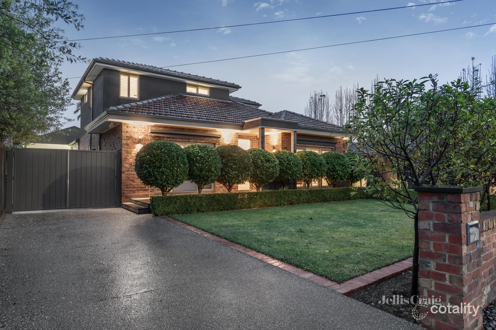 2 Brownfield St, Cheltenham, VIC 3192