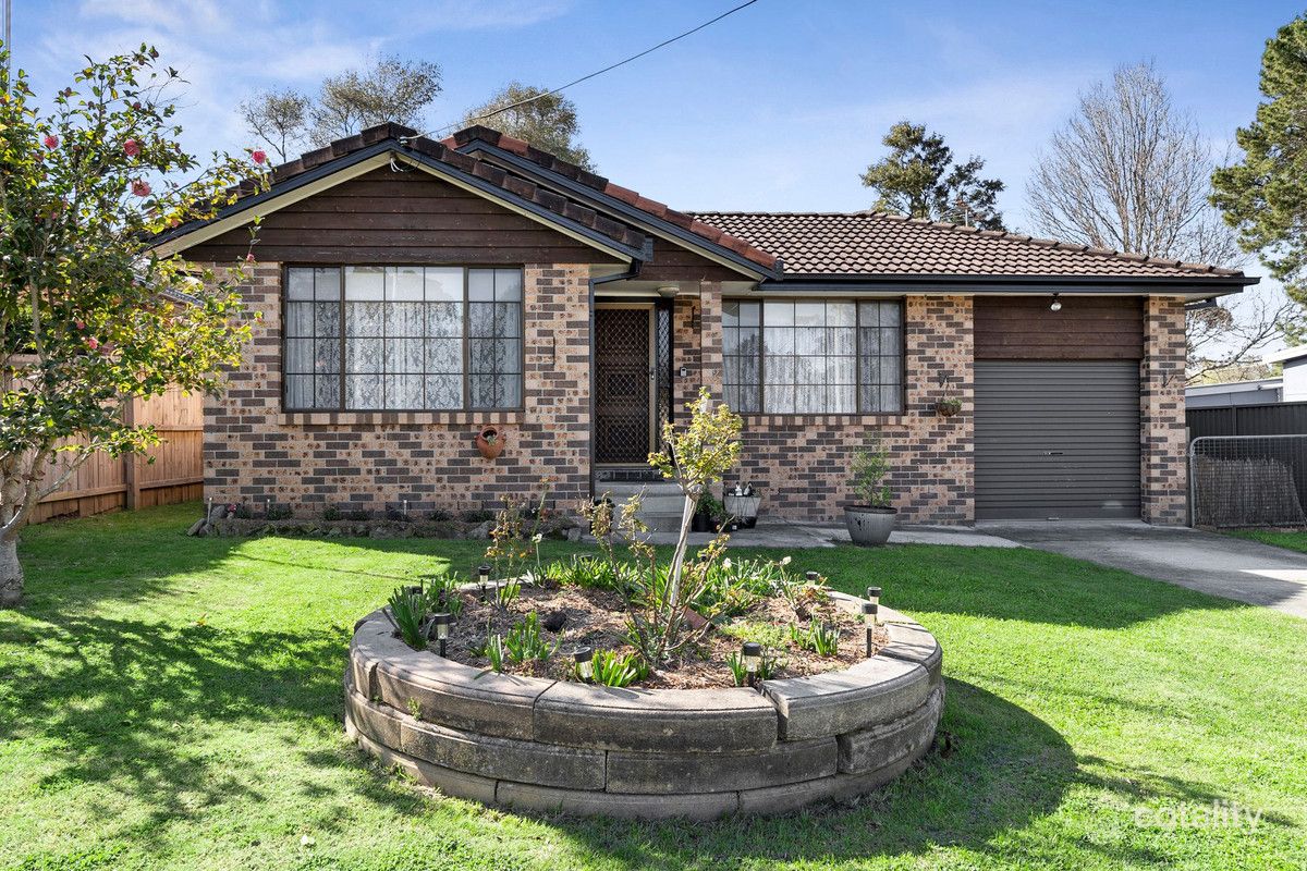 32 Elsworth Ave, Balaclava, NSW 2575