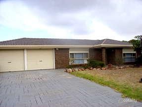 8 Uley Rd, Craigmore, SA 5114