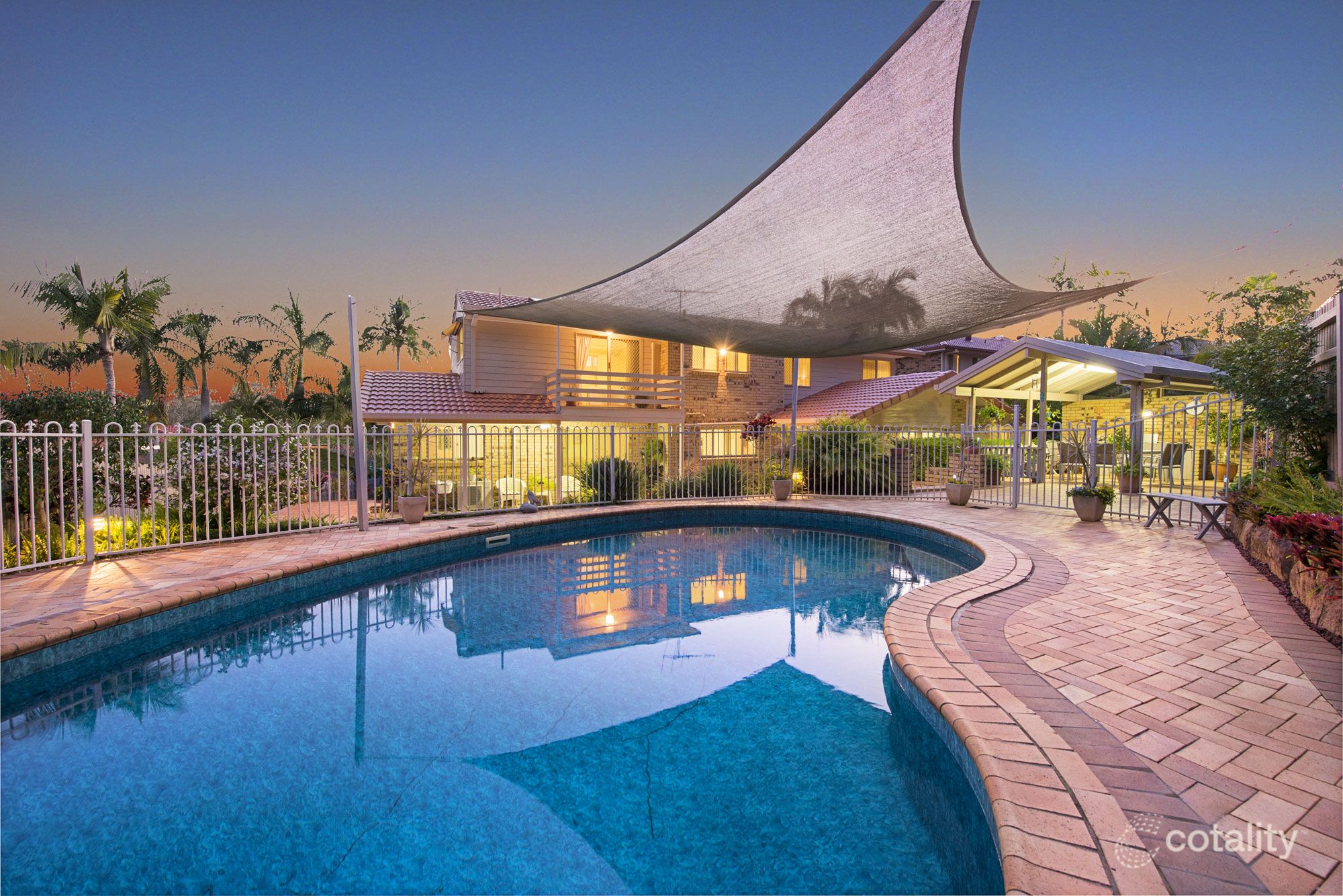 16 Danaher Dr, Rochedale South, QLD 4123