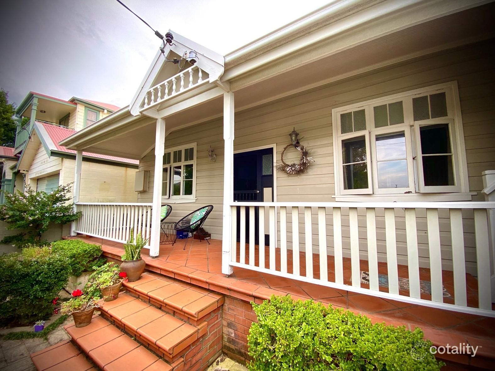 104 Bar Beach Ave, The Junction, NSW 2291