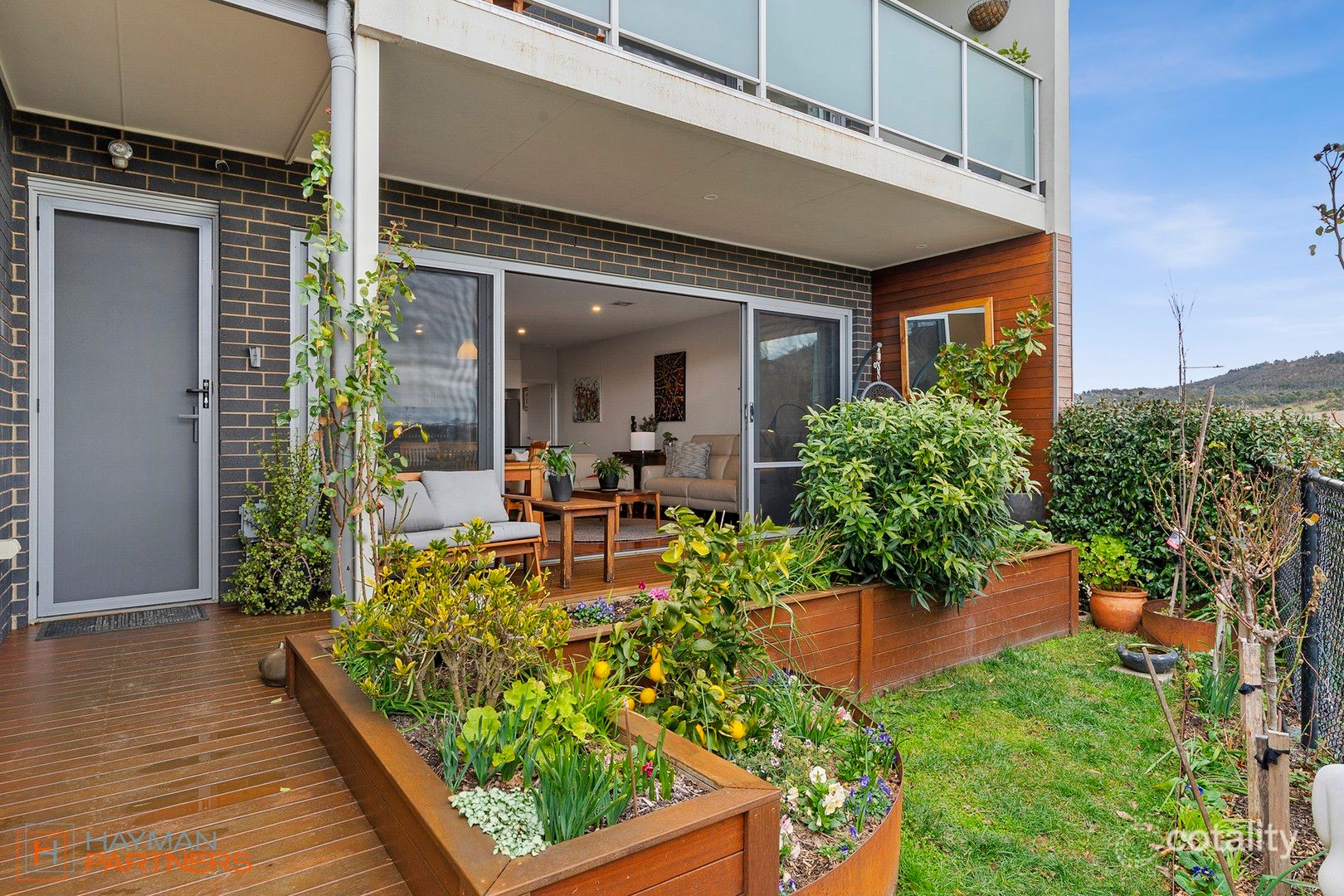 38 Edgeworth Pde, Coombs, ACT 2611