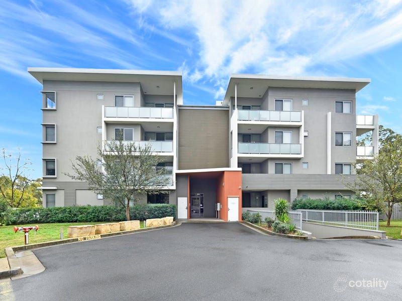 402d/2 Rowe Dr, Potts Hill, NSW 2143