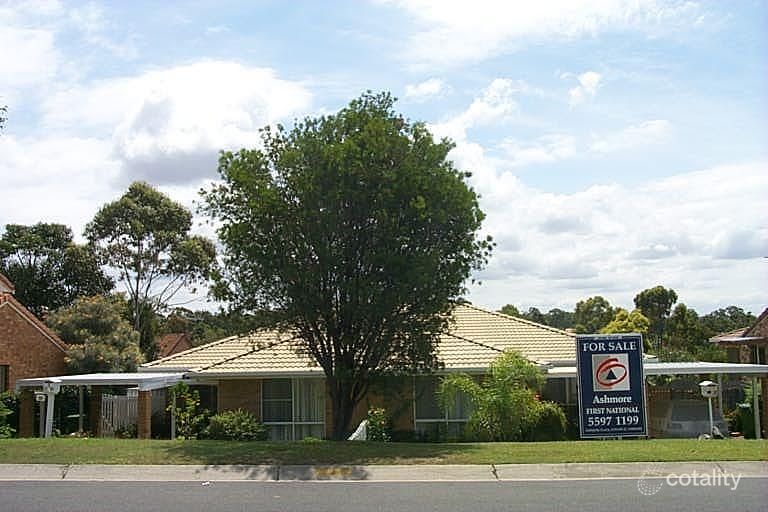 2/10 Corunna Cres, Ashmore, QLD 4214