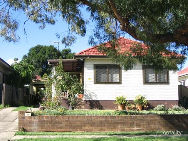 61 Waruda St, Yagoona, NSW 2199