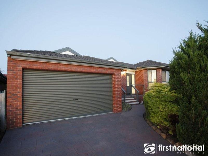 54 Bellevue Dr, Berwick, VIC 3806