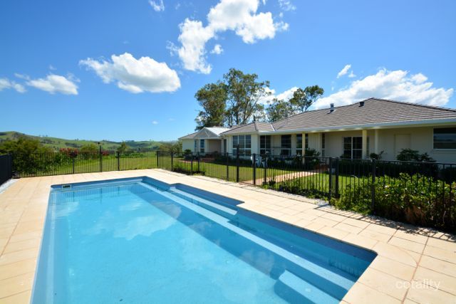 524 Wallarobba-Brookfield Rd, Wallarobba, NSW 2420