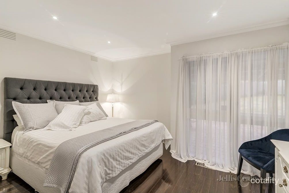 6 Ananda Ct, Donvale, VIC 3111