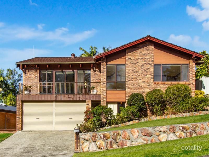 6 Crawford Cres, Wyoming, NSW 2250