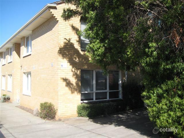 1/2 Berry St, Essendon North, VIC 3041
