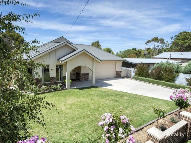 14 Jenner St, Birregurra, VIC 3242
