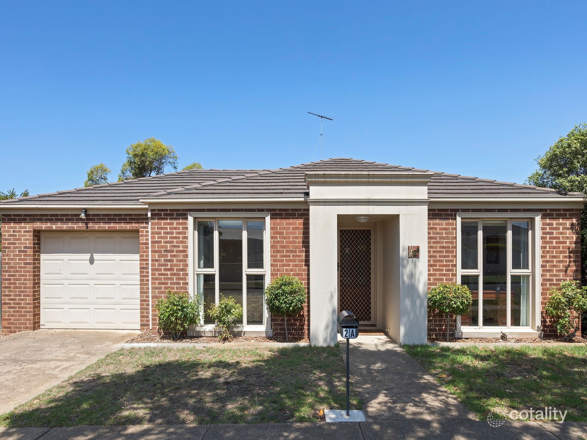 2a Boscarne Ave, Torquay, VIC 3228