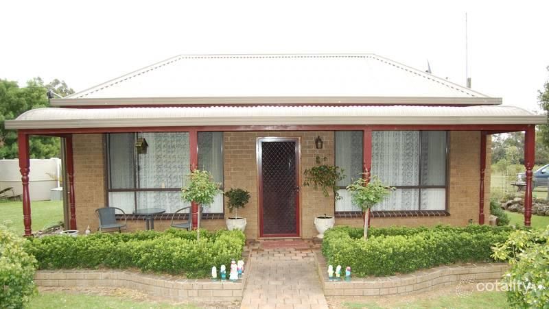 41 Dawson St, Hawkesdale, VIC 3287