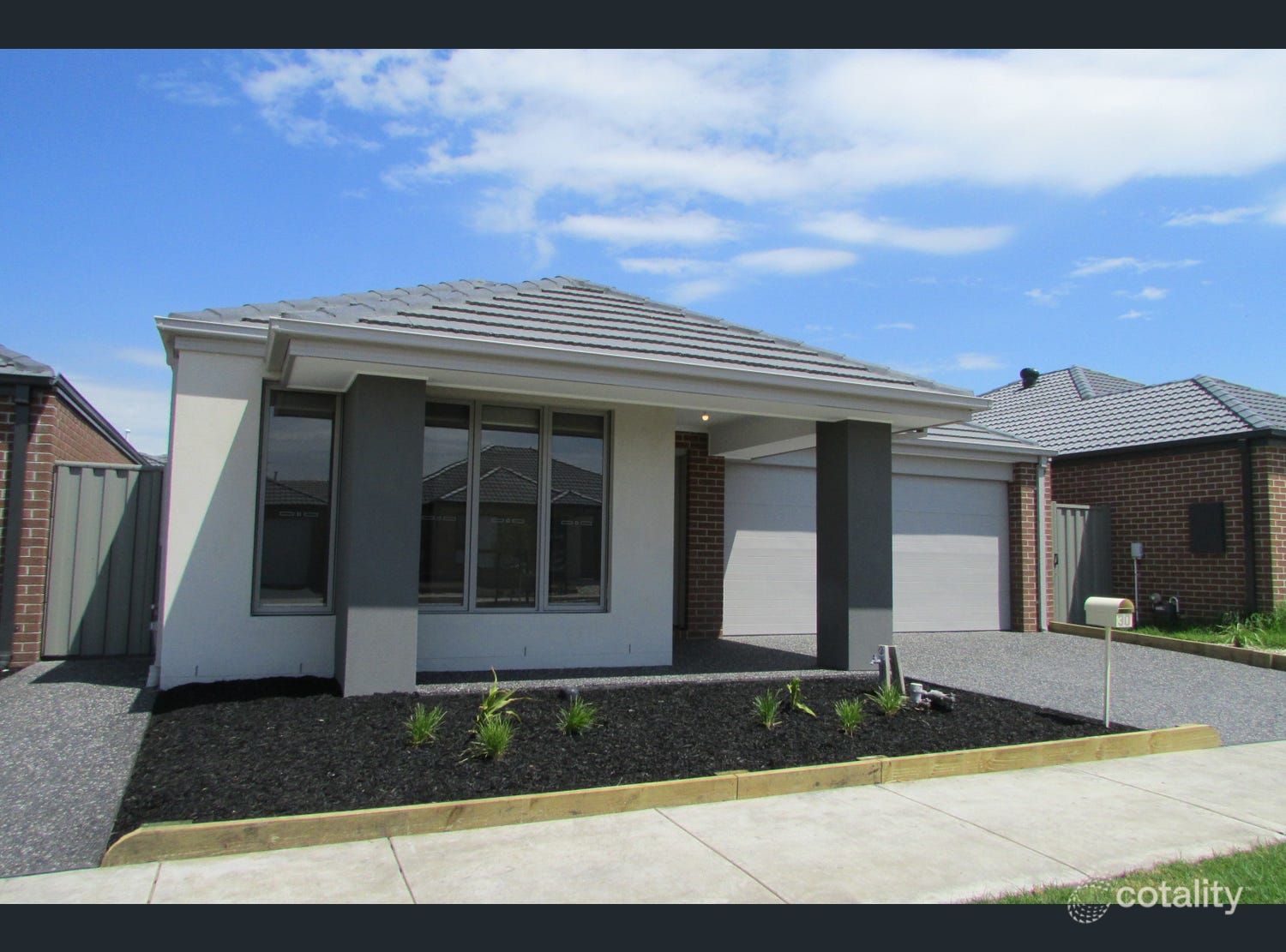 30 Yellow Robin Cct, Cranbourne East, VIC 3977