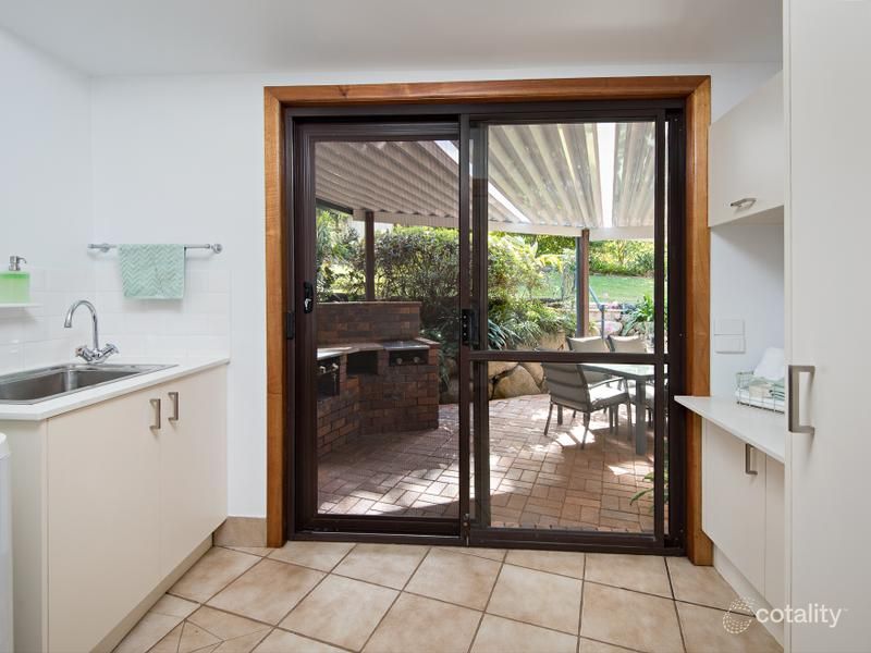28 Carson Dr, Bunya, QLD 4055