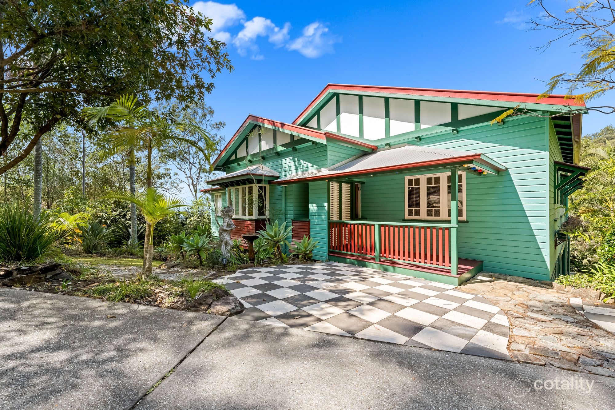 42 Glenrowan Dr, Tallai, QLD 4213