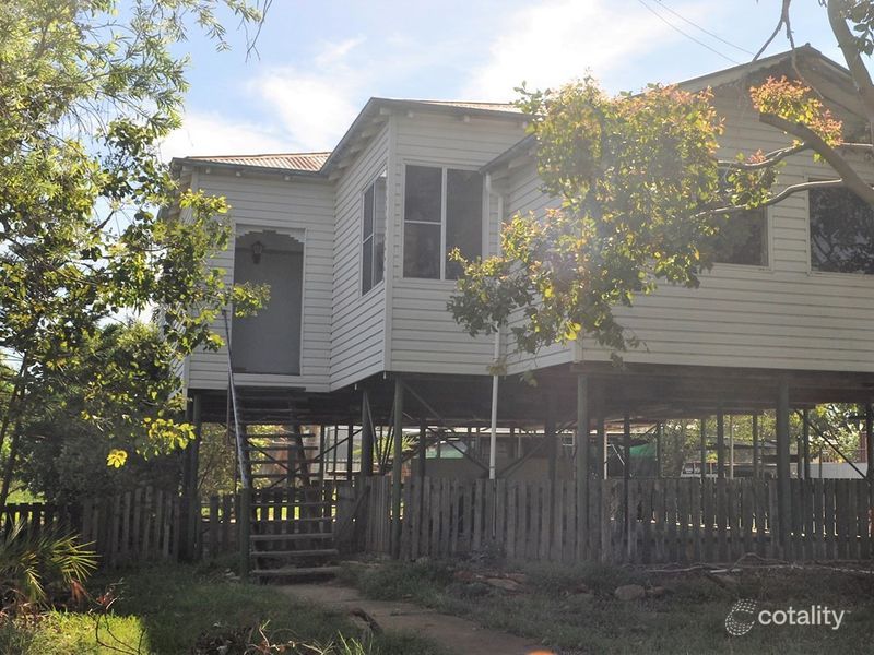 14 Maitland St, Narrabri, NSW 2390