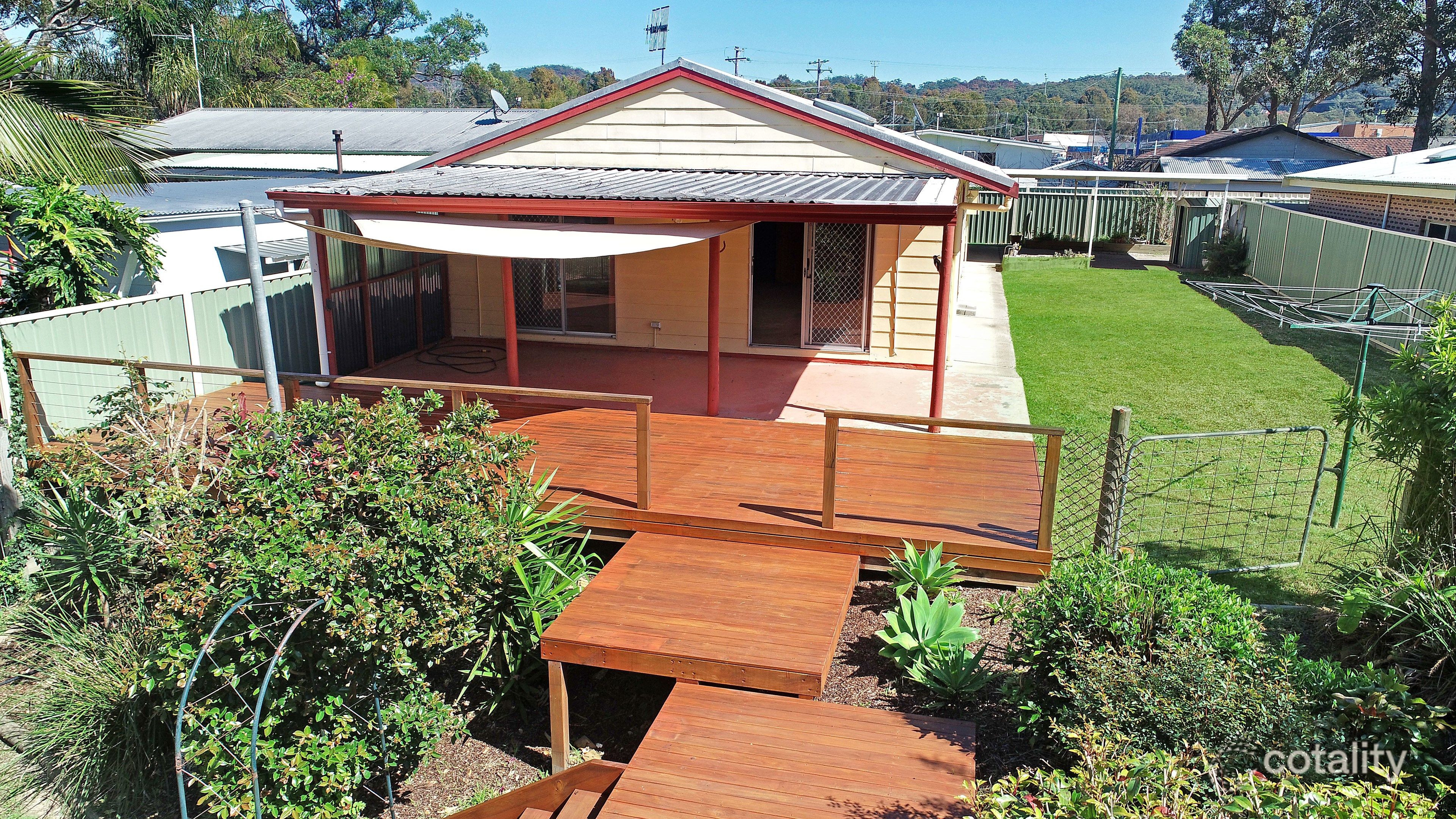 4 Vanessa Rd, Berkeley Vale, NSW 2261