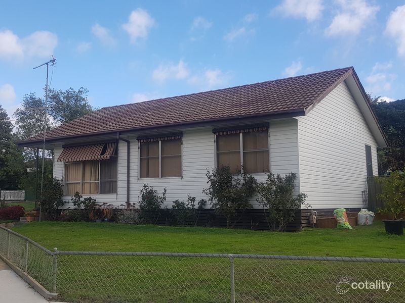 23 Sinclair Cres, Seymour, VIC 3660