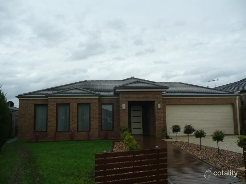 3 Yemaya Pl, Berwick, VIC 3806