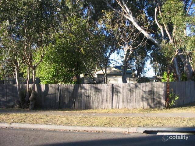 33 Cadonia Rd, Tuggerawong, NSW 2259