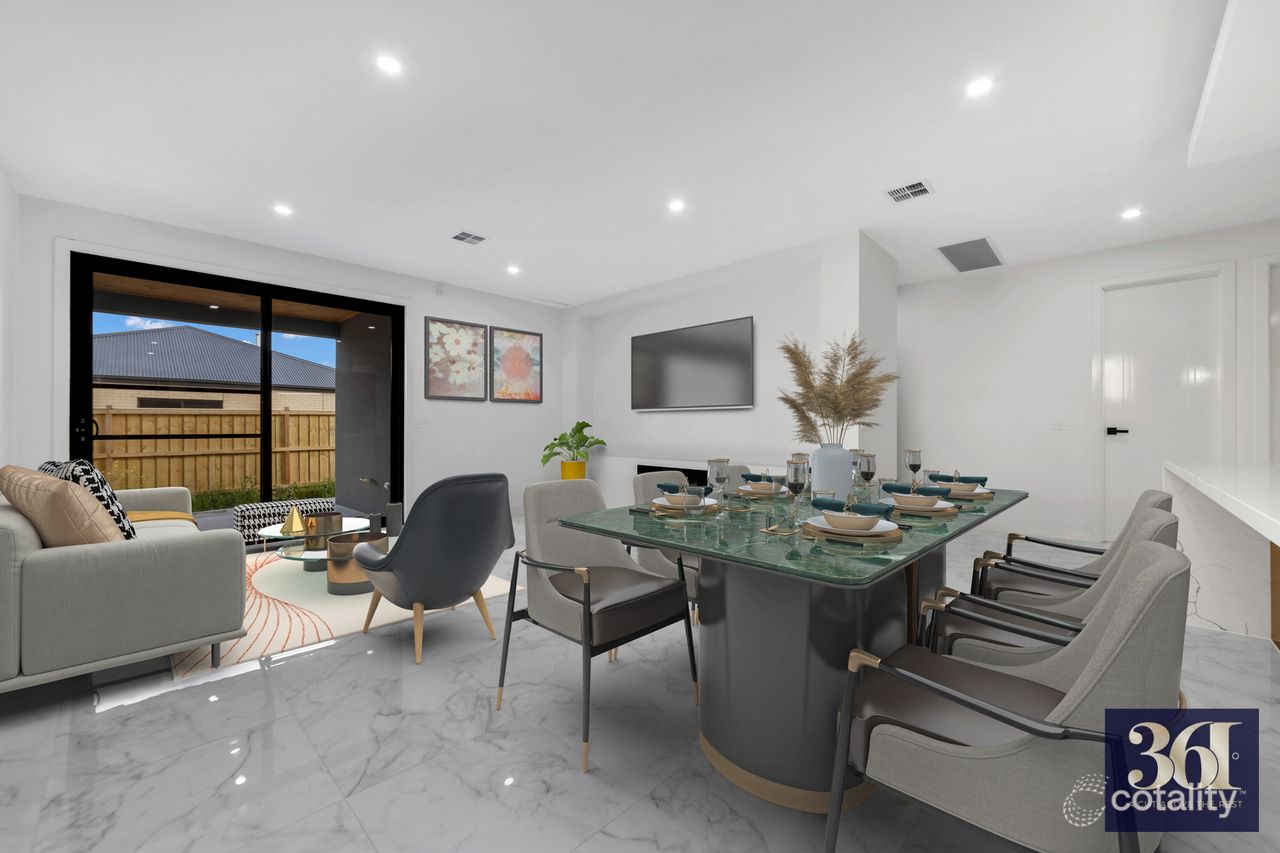 12 Retreat Way, Weir Views, VIC 3338