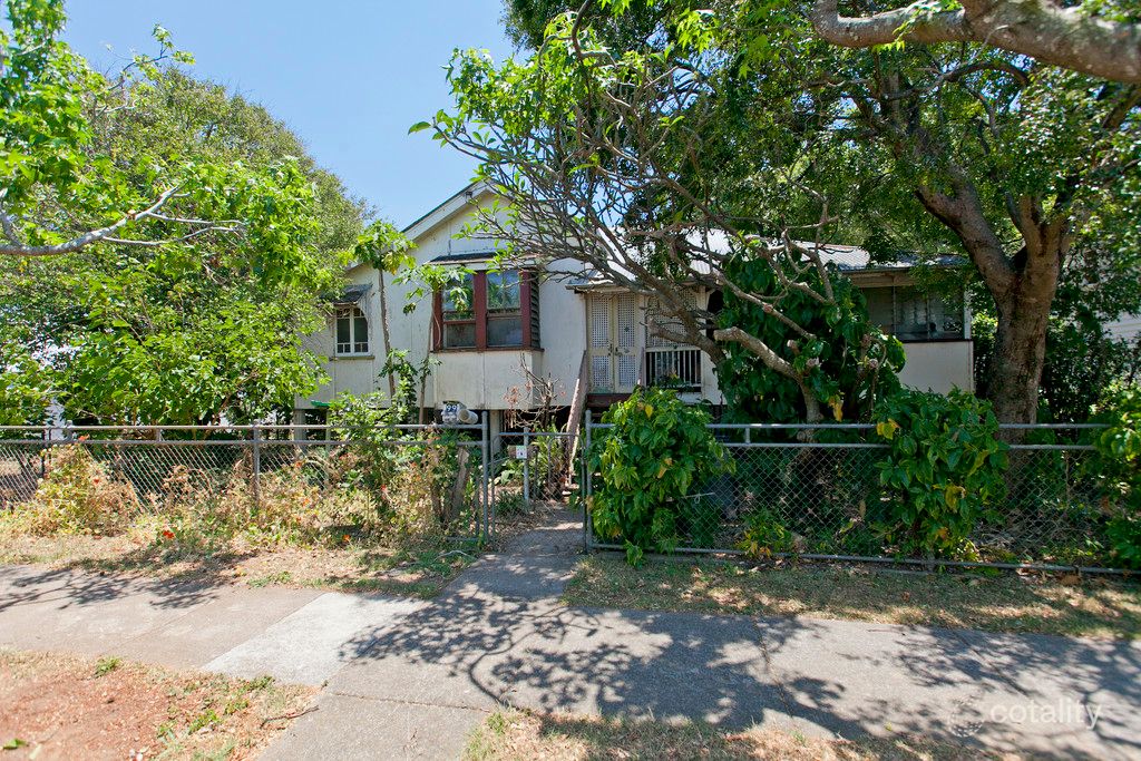 99 Walnut St, Wynnum, QLD 4178