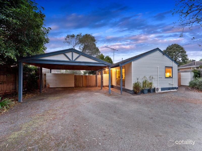 24 Queens Rd, Pearcedale, VIC 3912