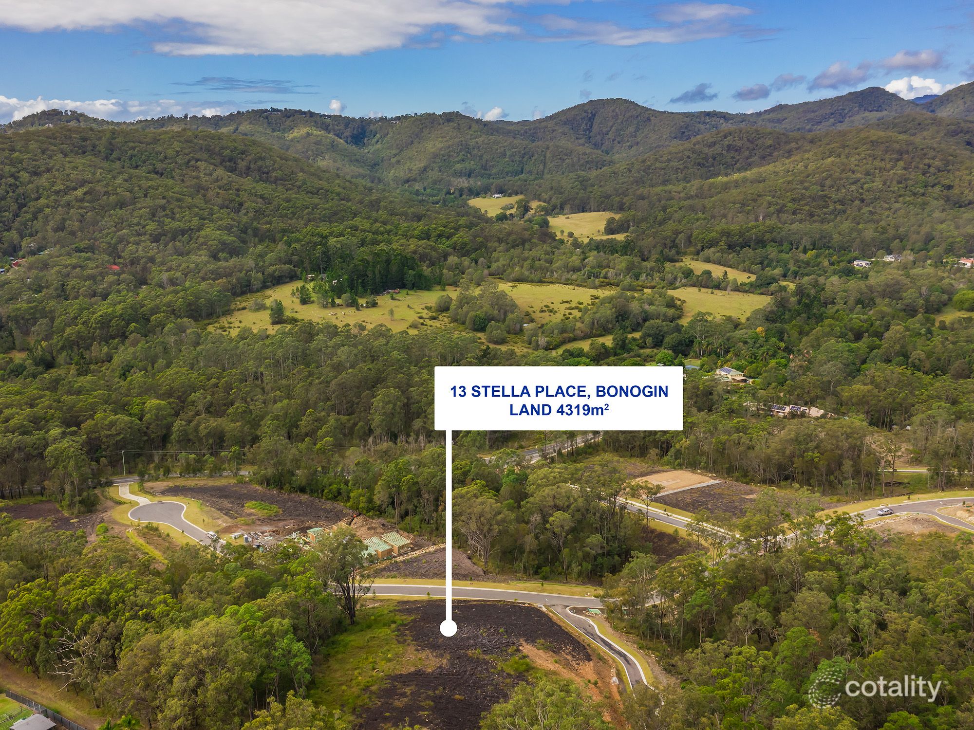 13 Stella Pl, Bonogin, QLD 4213