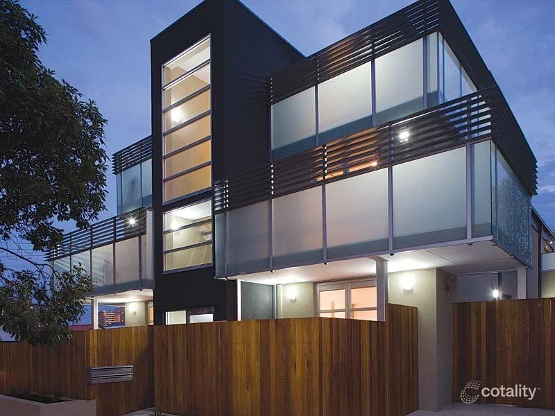 2/16 Bignell St, Flemington, VIC 3031