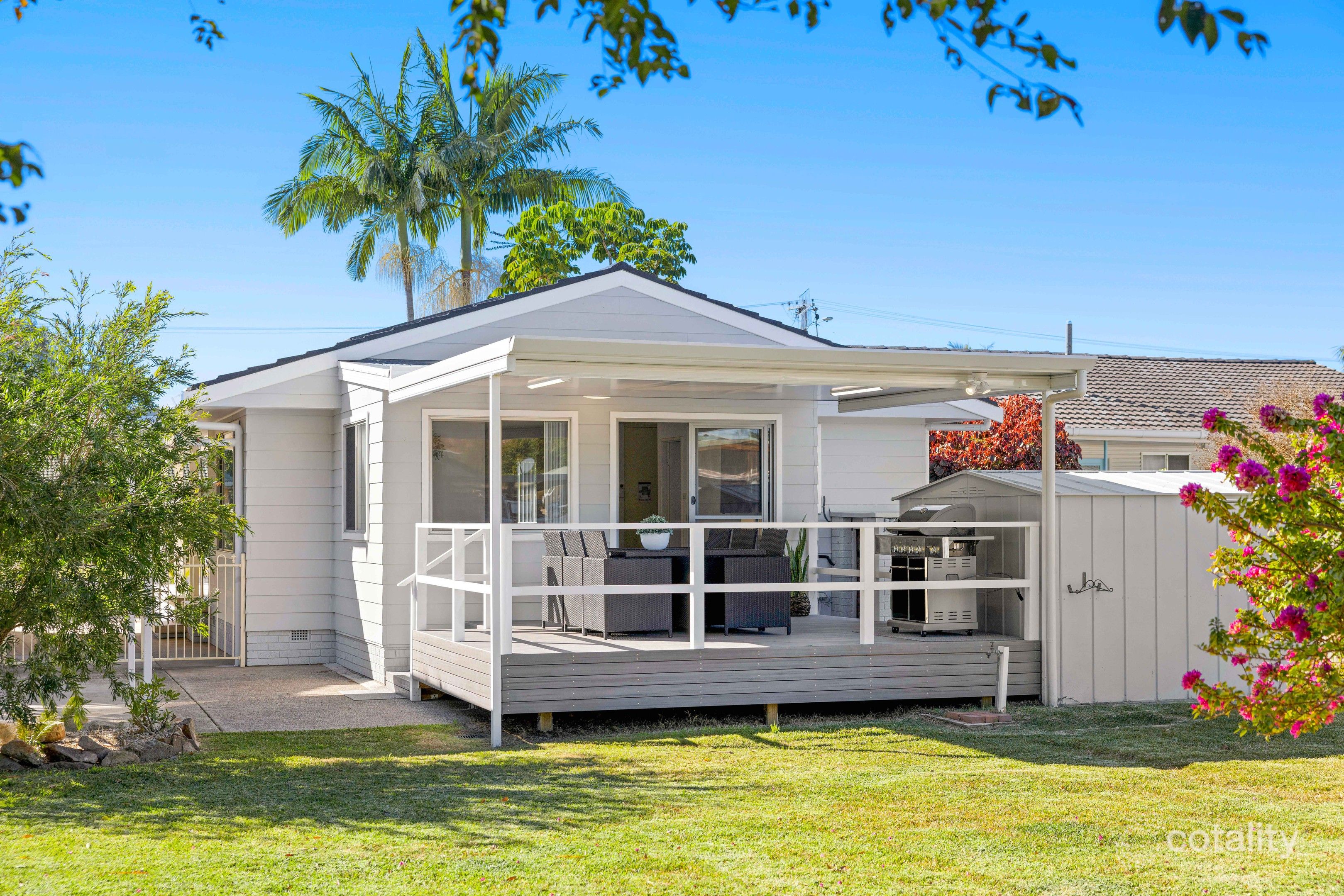 15 Leighton Cl, North Haven, NSW 2443