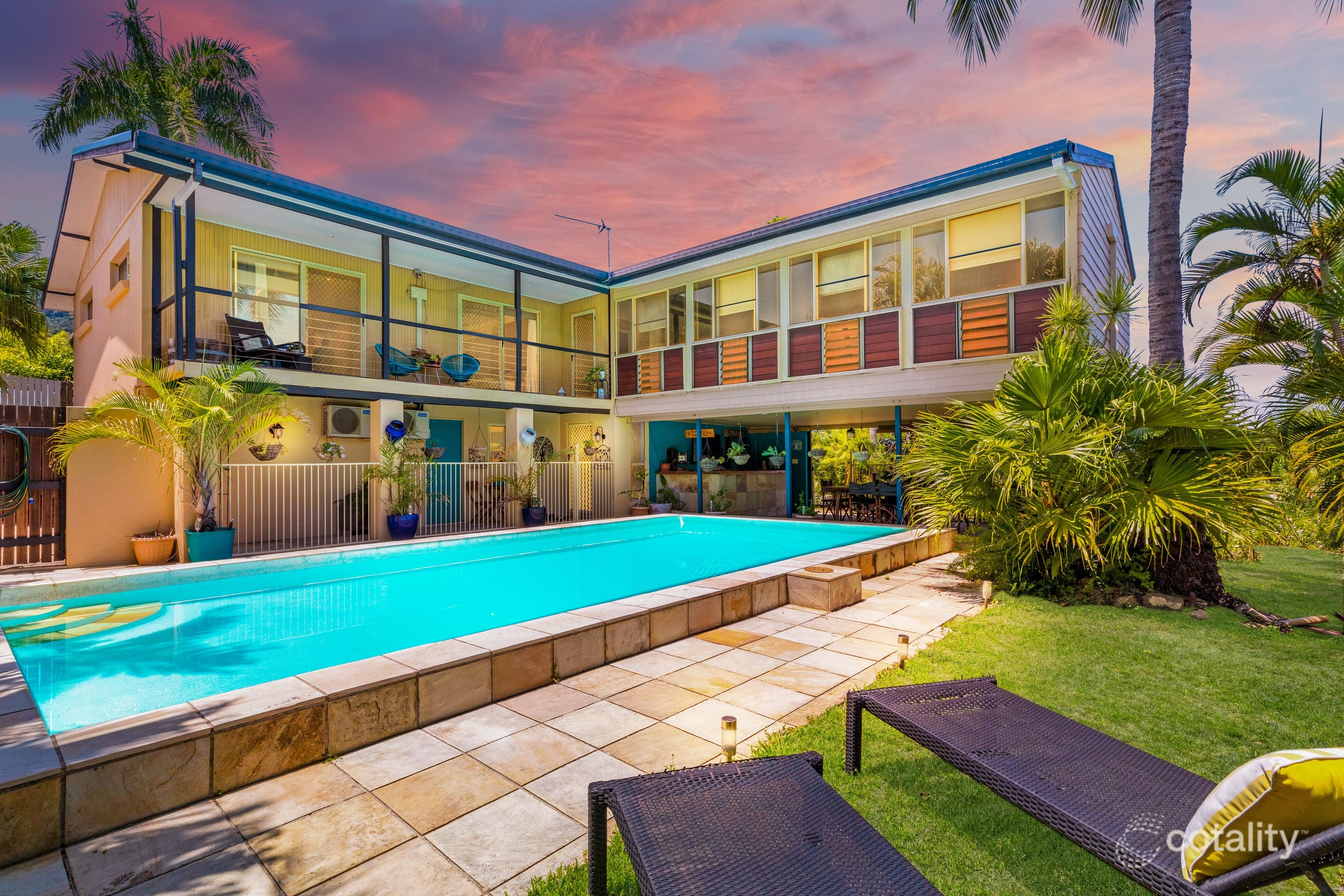 8 Woomerah Ave, Cannonvale, QLD 4802