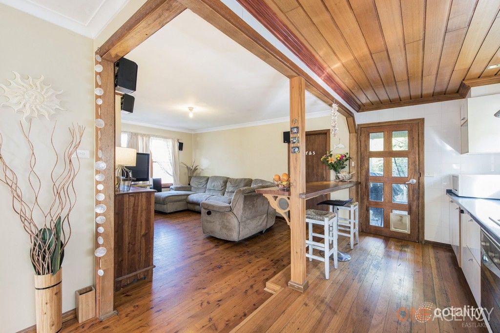 16 Parraweena Rd, Gwandalan, NSW 2259
