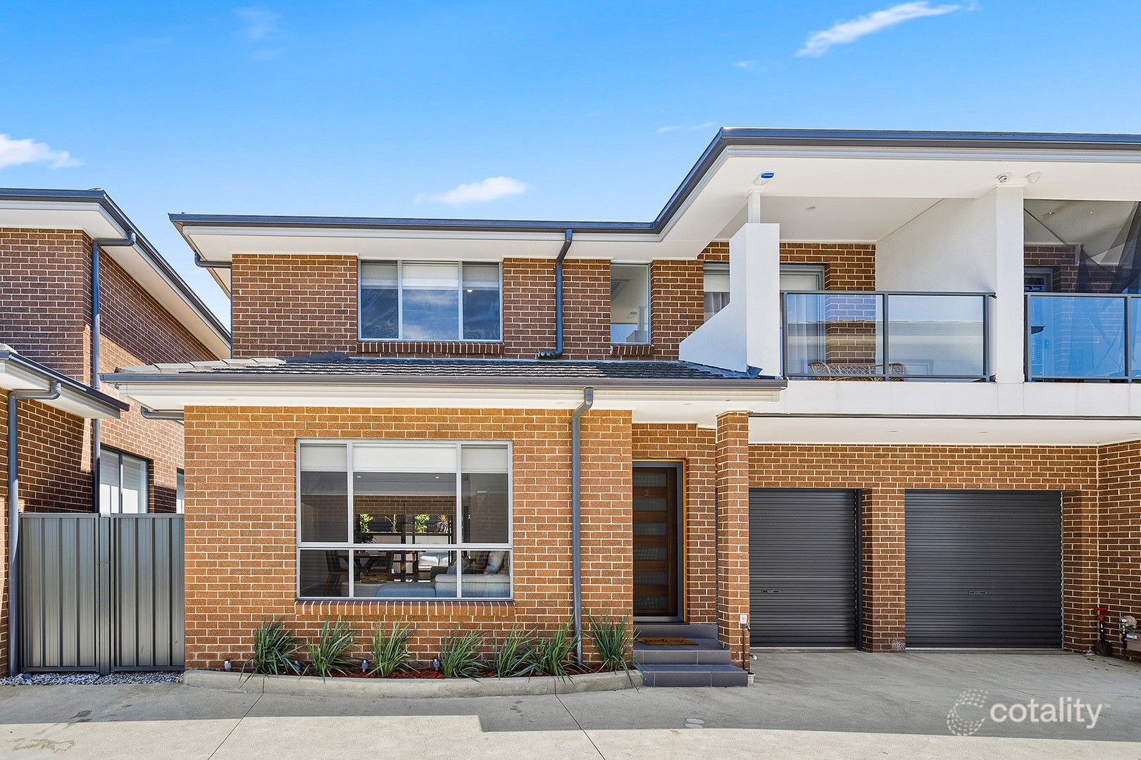 2/6 Boronga Cres, Berkeley, NSW 2506