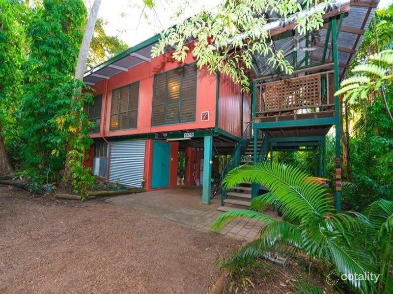 7 Burden Pl, Millner, NT 0810