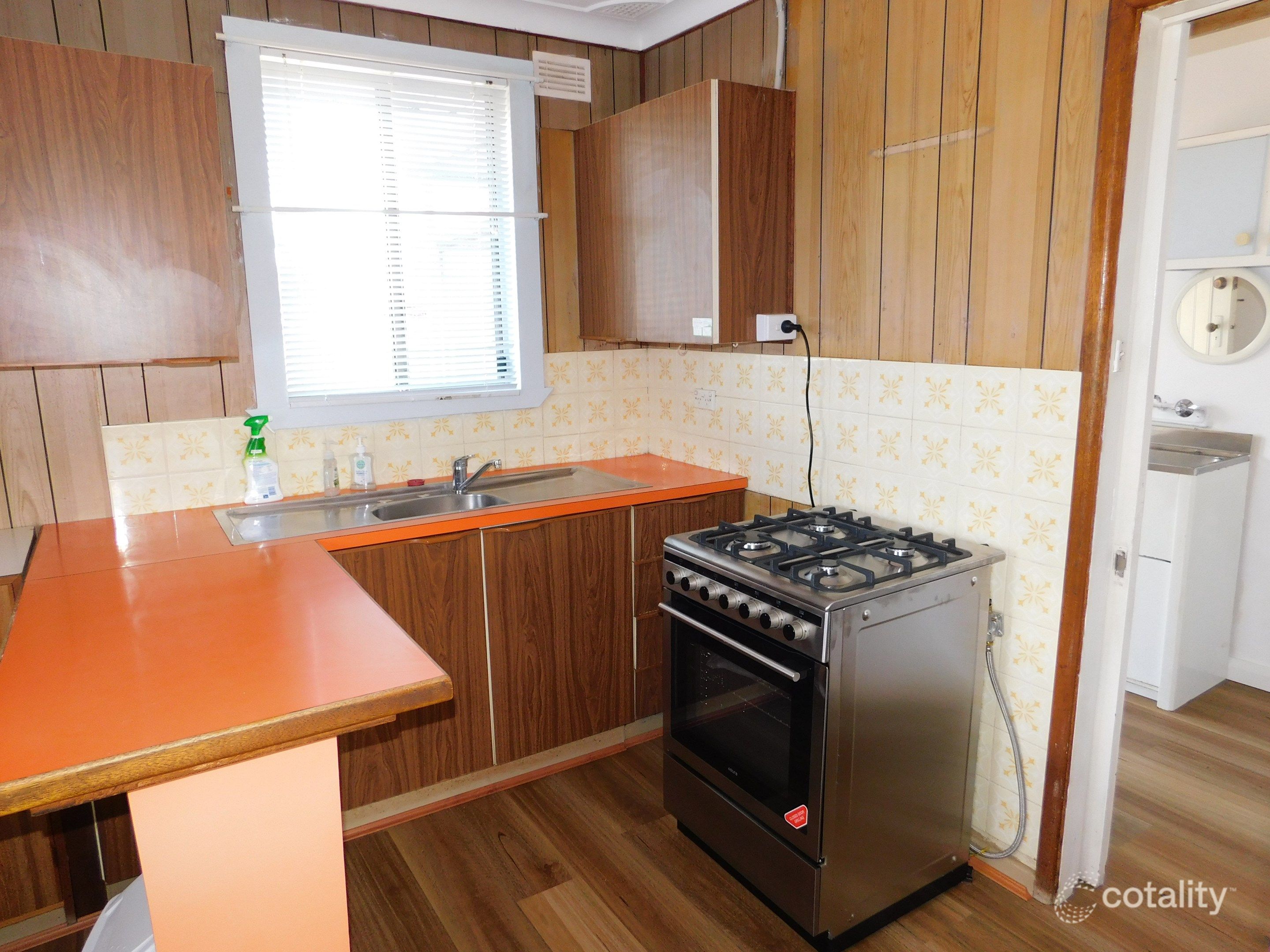 9 Hutchens Ave, Mount Pritchard, NSW 2170