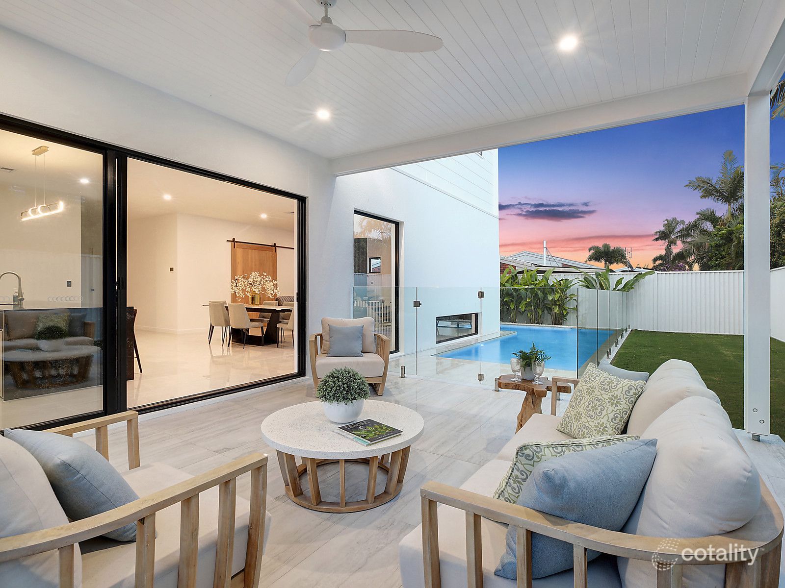 11 Jarrah St, Minyama, QLD 4575