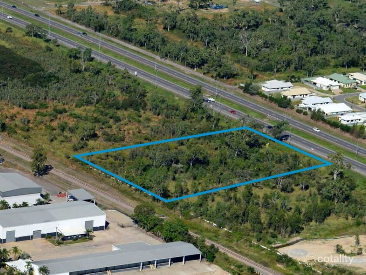 665-671 Woolcock St, Mount Louisa, QLD 4814