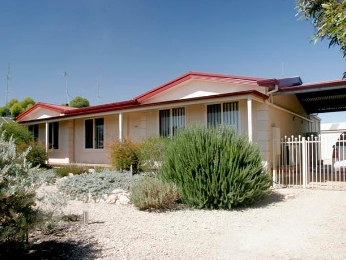 130 Moonta Rd, Moonta Bay, SA 5558