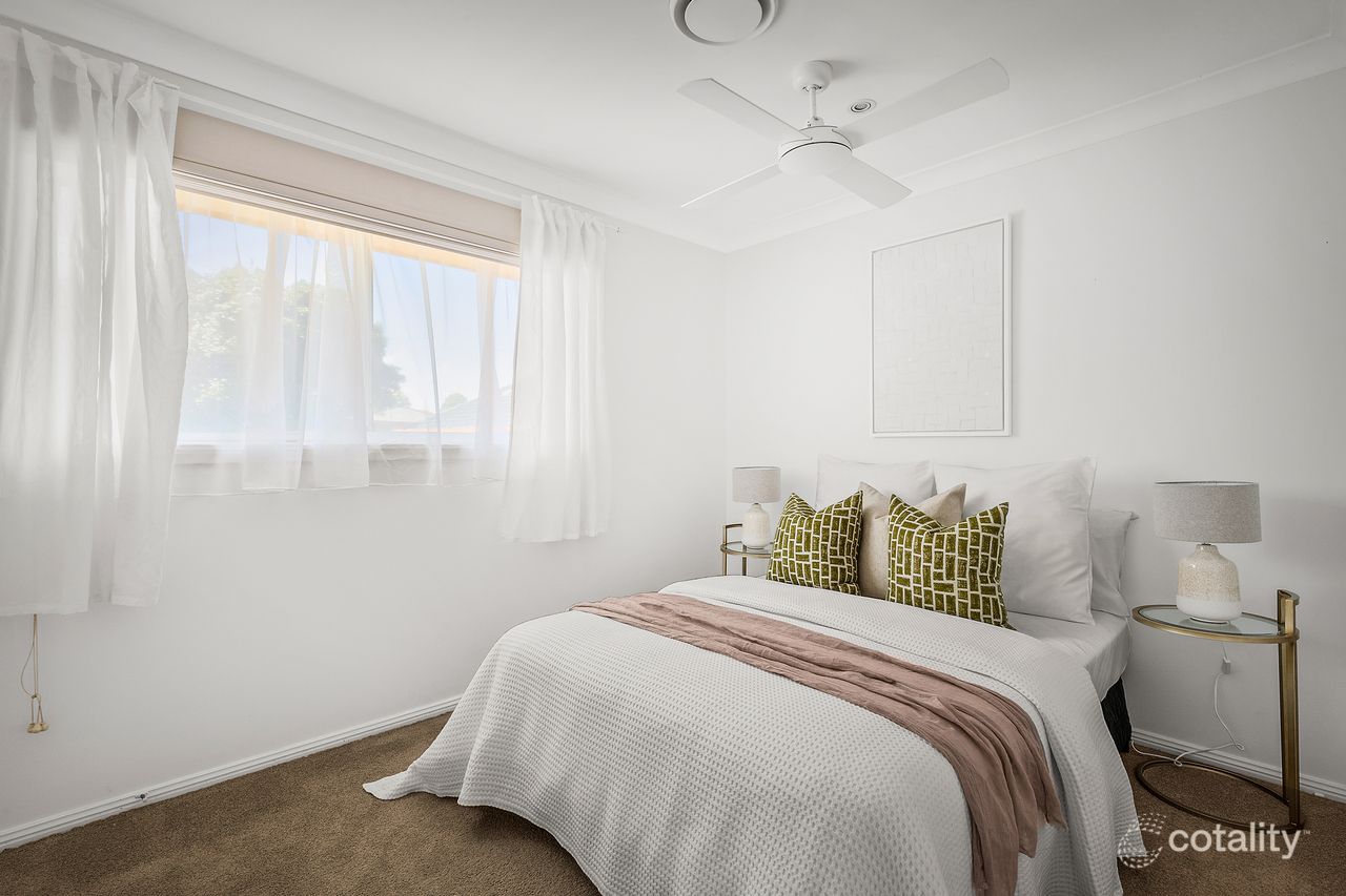 4 Adelaide Gr, Bella Vista, NSW 2153