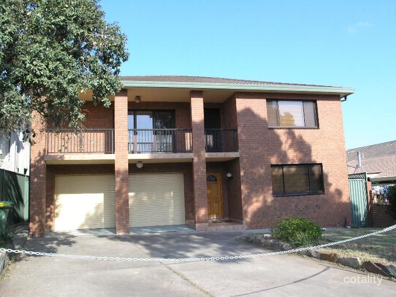 24 Islington Cres, Greenacre, NSW 2190