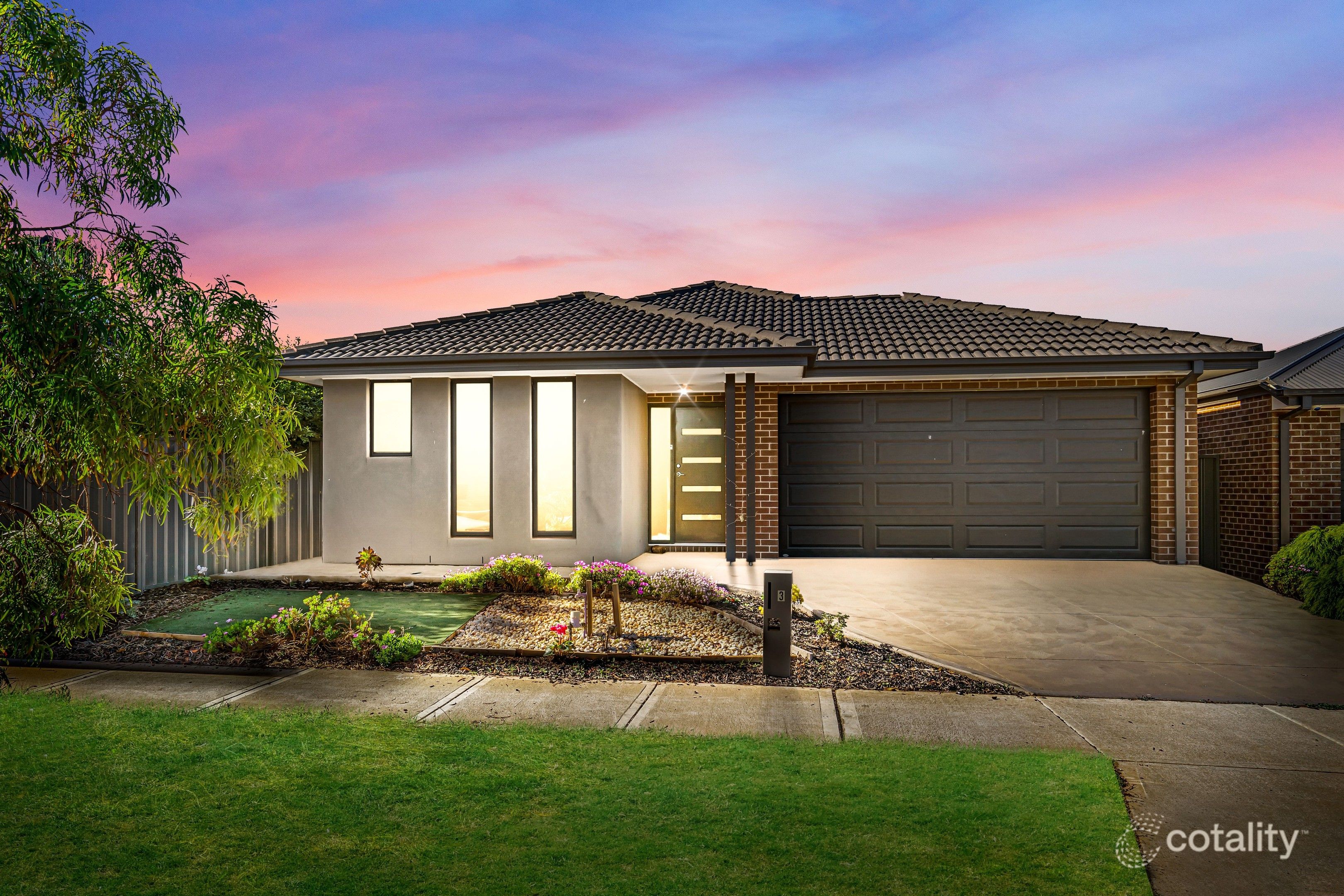 3 Rushton Ave, Strathtulloh, VIC 3338