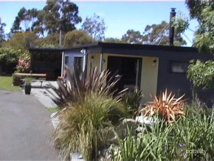 98 Roches Beach Rd, Roches Beach, TAS 7170