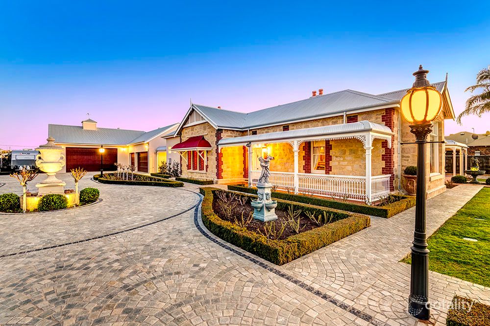 131 Stirling St, East Bunbury, WA 6230